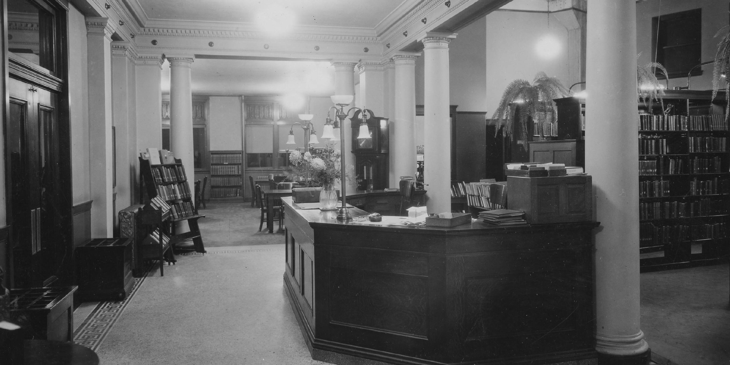 A photo of a service desk at the Carnegie building in 1903.