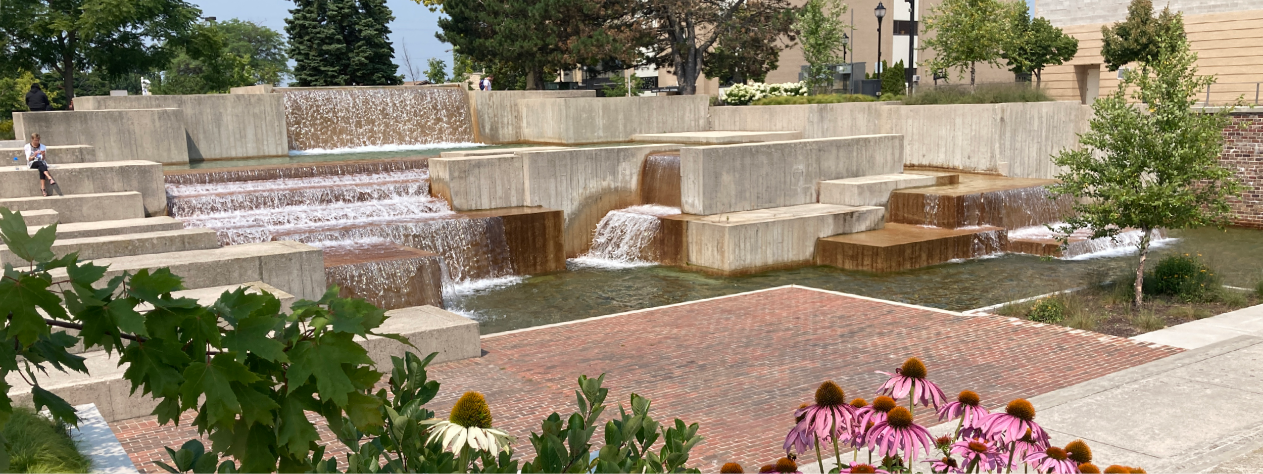 A photo of the Lawrence Halprin designed fountain at Mead Public Library.