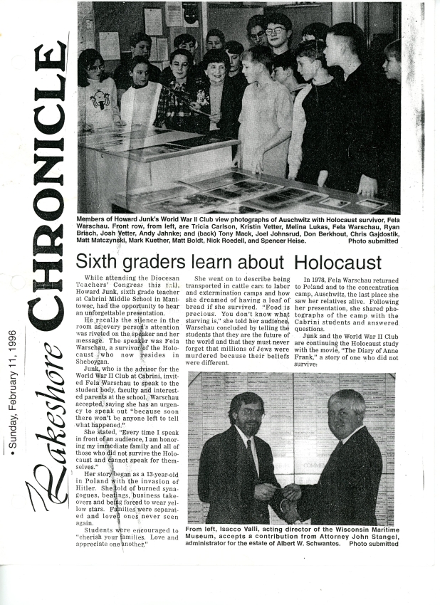 Fela Warschau speaking to students