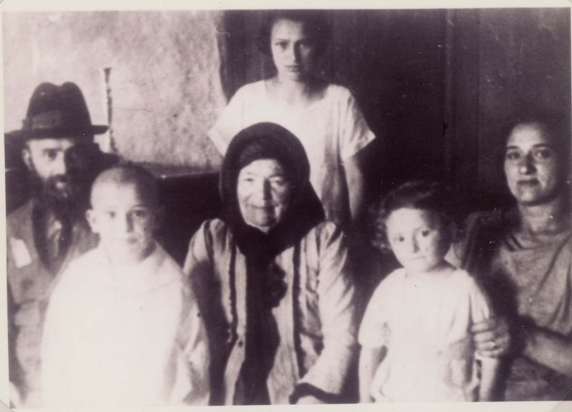 Family of Lucy Rothstein Baras